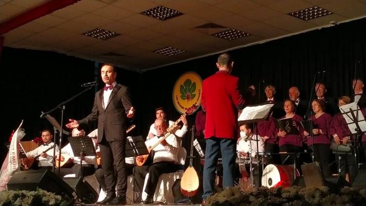 Can Akengin Bilgi Yurdu’ndan Türk Halk Müziği konseri