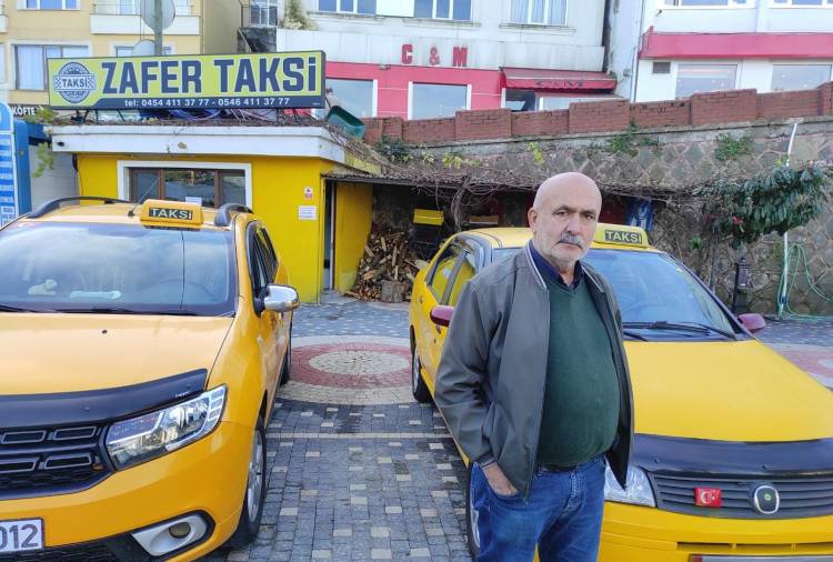 Tirebolu’da taksicilerin taksi durağı tepkisi