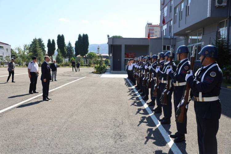 Valim Serdengeçti'nin kurum ziyaretleri devam ediyor